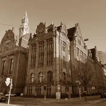 Ξυπνάω και κοιμάμαι πλέον με μια μόνο σκέψη: Πως θα φύγω από εδώ